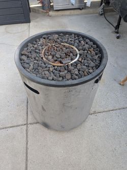 Outdoor firepit