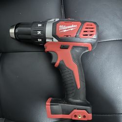 Milwaukee M18