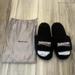 Balenciaga Slides 