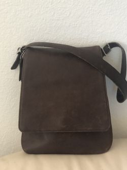 Coach Hand Bag Flap Over Close