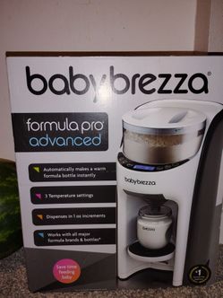 Baby Brezza formula dispenser machine