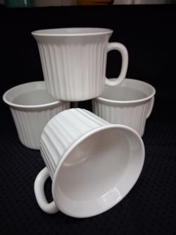 4 LARGE WHITE CORNINGWARE SOUP CHILI MUGS