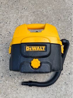 DEWALT DC500 VACUUM 18 V OR CORDED