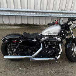 2010 Harley Davison 48