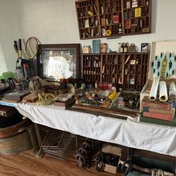 Amazing Vintage Mid Century Collectibles And Antiques