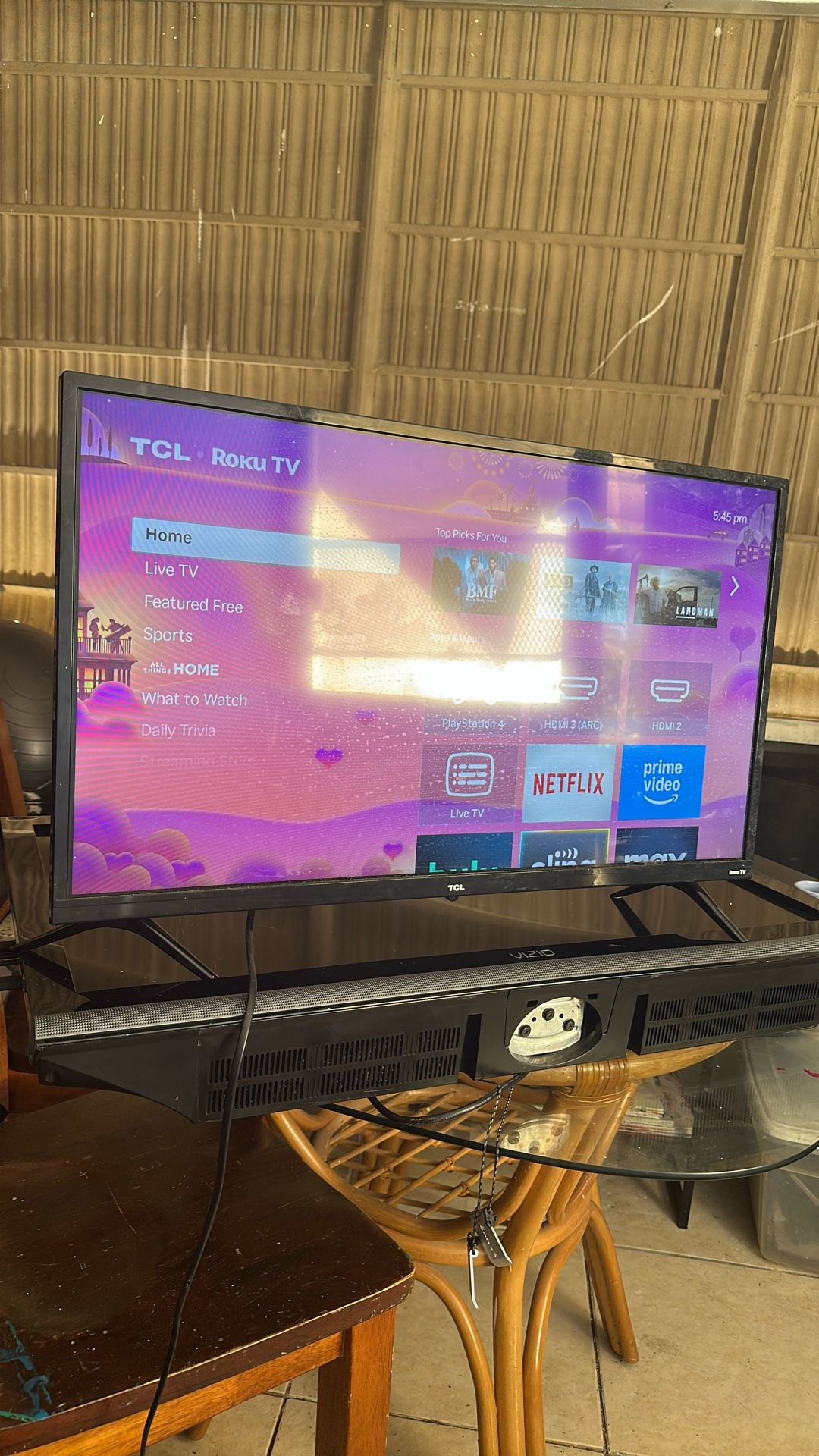 TCL Roku Tv 32 inches