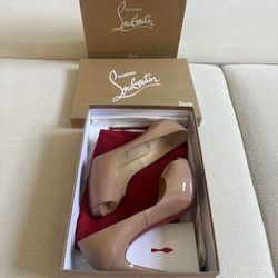 Christian Louboutin New Very Prive Heels Nude Size 35.5