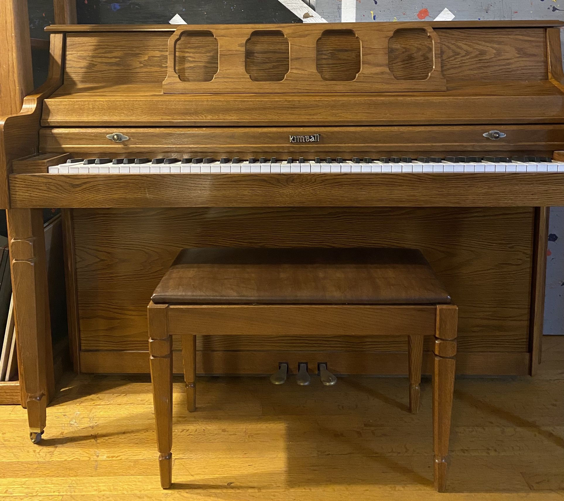 KIMBALL 404P 42” Upright Piano