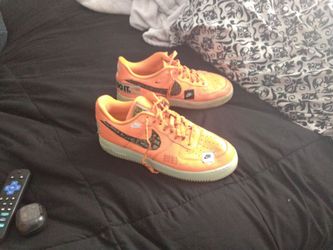 Orange nikes 8.5