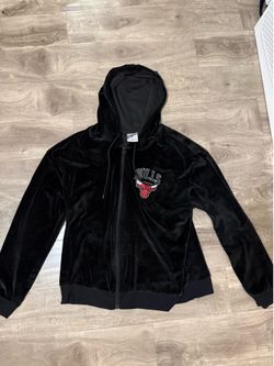 Chicago bulls velour zip up size Large (women)