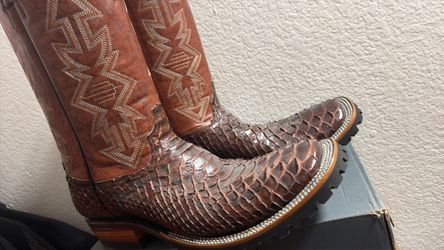 Botas