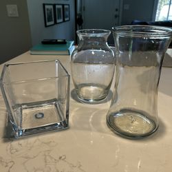 Assorted Glass Flower Vases 