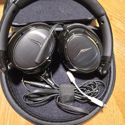 Klipsch Headphones 