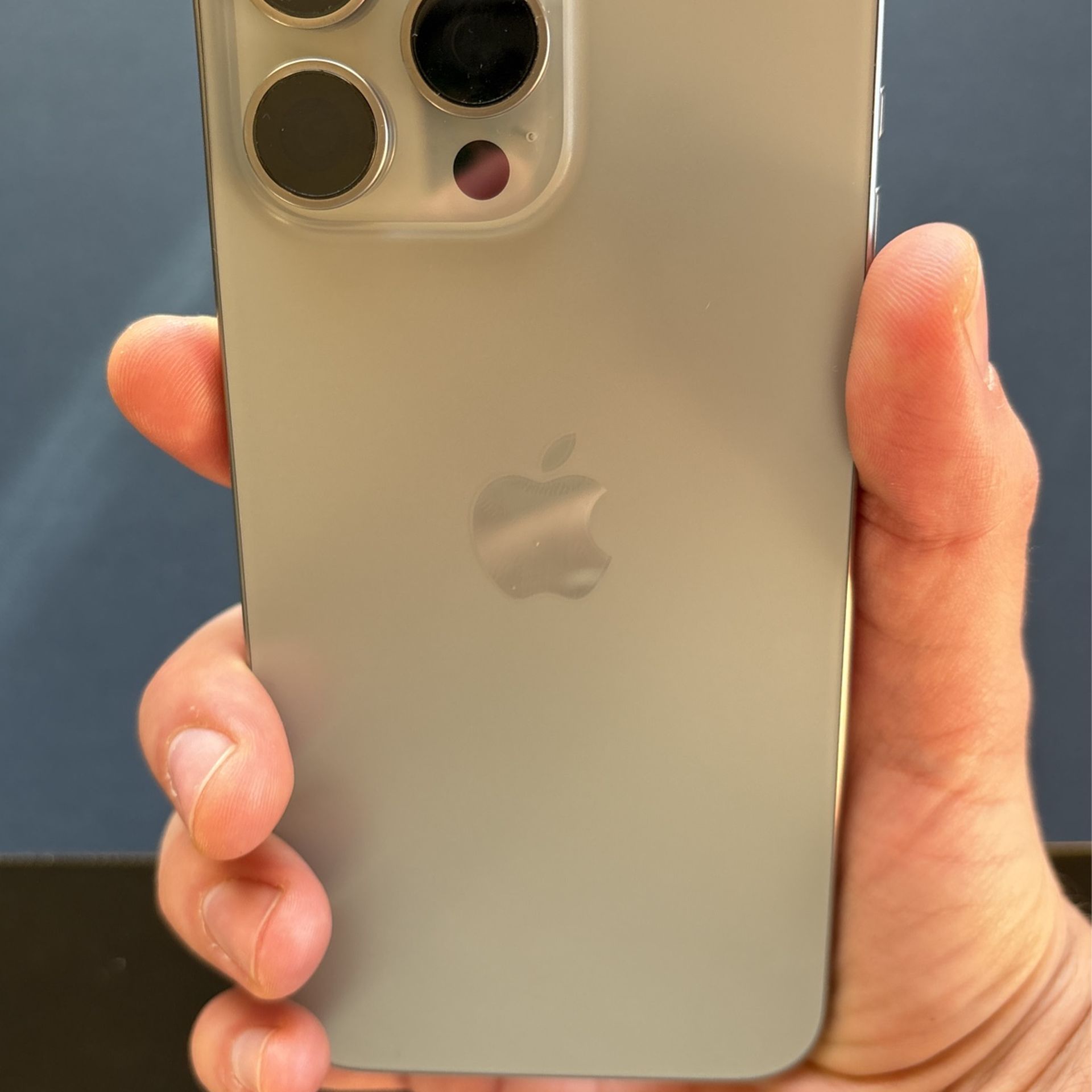 iPhone 15 Pro Max 256GB - Silver Titanium (T-mobile)