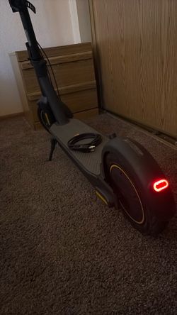 Ninebot E-scooter