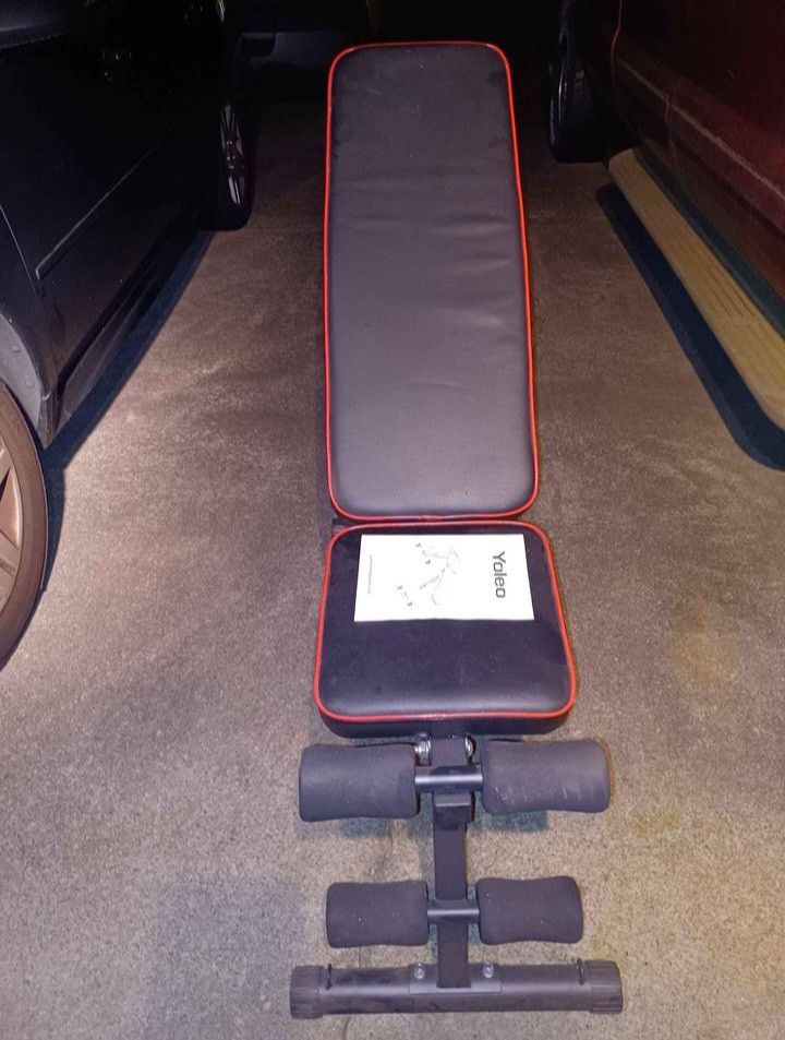 Yoleo Adjustable Weight Bench 