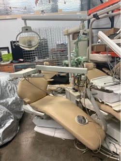 Dental chair