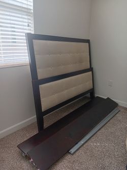 Cama de madera