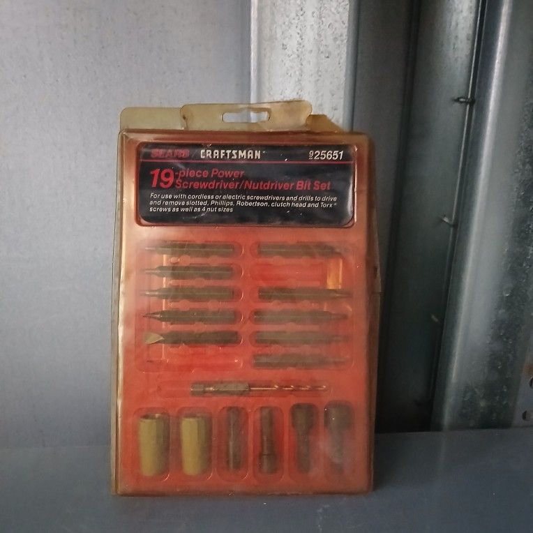 Craftsman 19 Piece Nut Drive Bit Set
