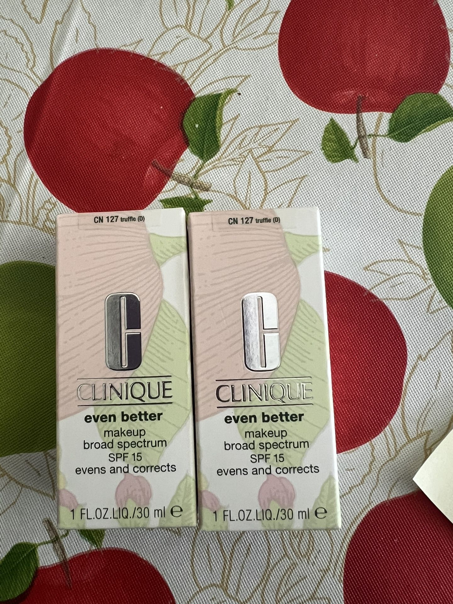 Clinique Even Better Makeup Broad Spectrum SPF 15. (New Sealed In Box)