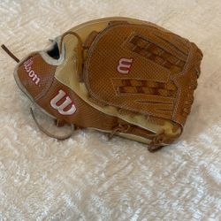 Wilson 12.5 Softball glove