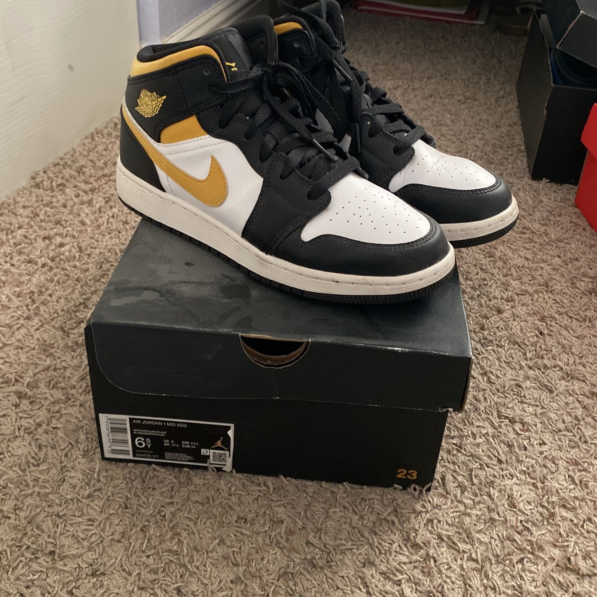 Jordan 1