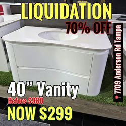Total Liquidation White Vanity 40’ 