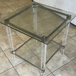 2 Glass in tables