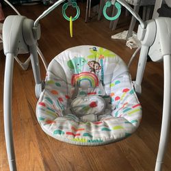 Baby swing 
