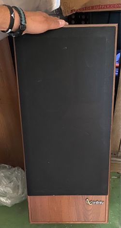 Pair of Large Infinity speakers