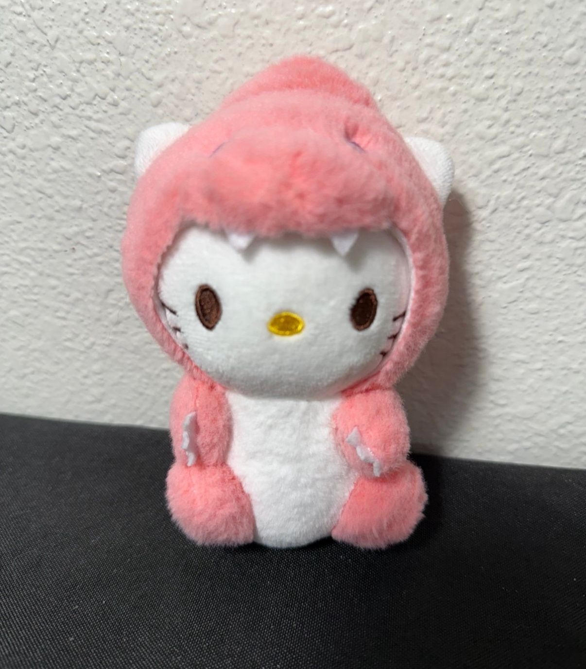 Hello kitty 6” small Adorable plush