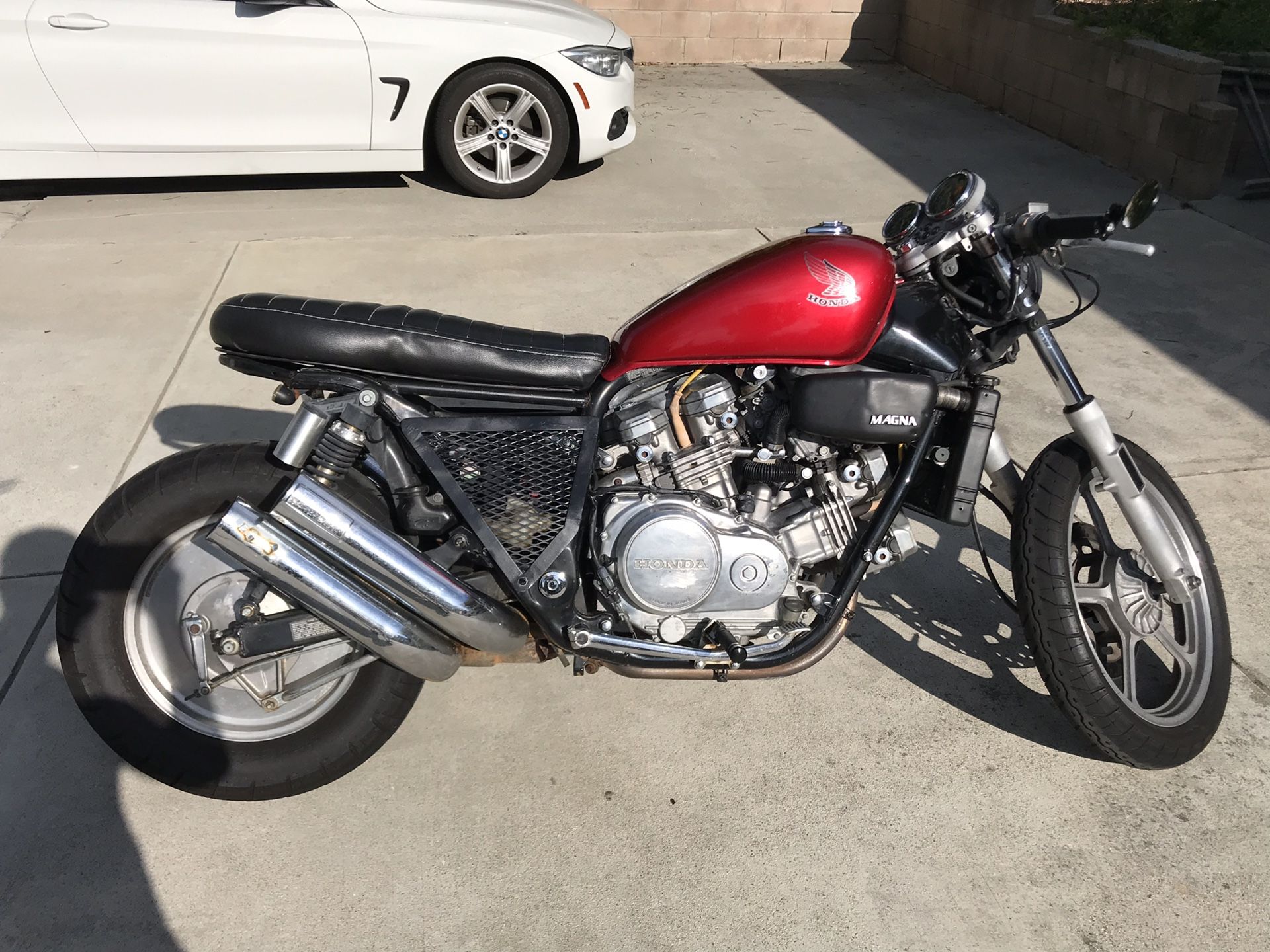 1987 Honda Magna Cafe Racer VF700C Custom