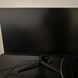 LG 32GP850-B 32-inch QHD (2560 x 1440) Ultragear Gaming Monitor [Has A Scratch]