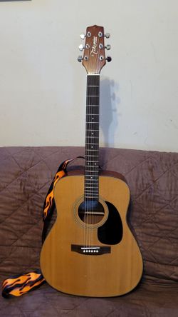 TAKAMINE G-SERIES ACOUSTIC  GUITAR MODEL G-240 MADE IN INDONESIA DREINAUGH IN NATURAL COLOR.