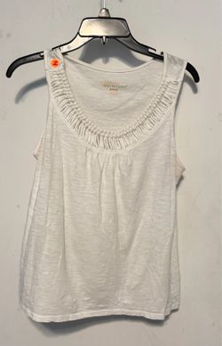 Women’s sleeveless blouse Size M