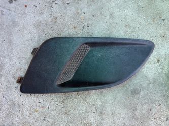 2013-2016 Ford Cmax fog light cover