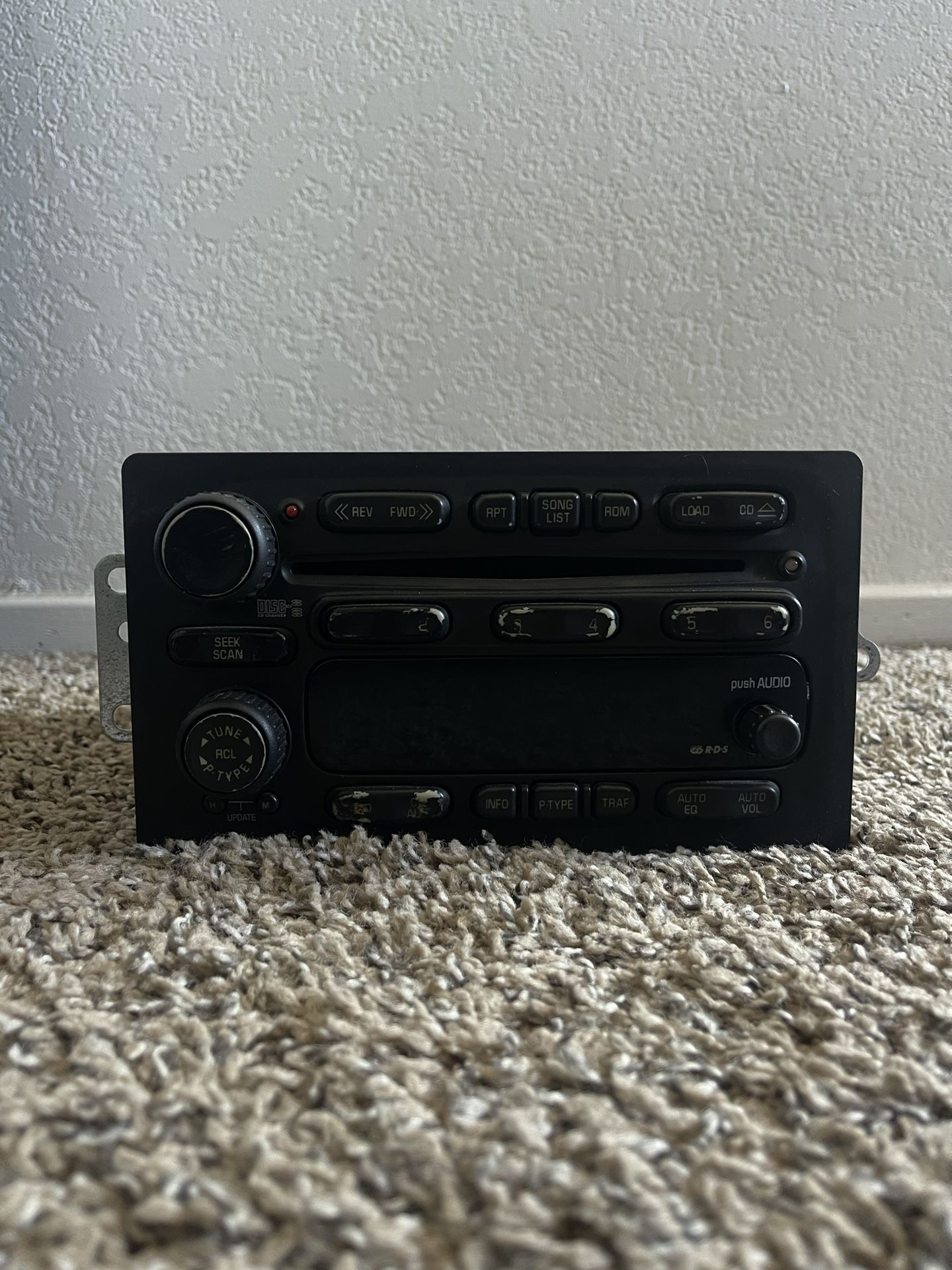 2000-2006 chevy tahoe factory stero