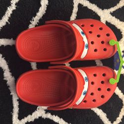 Lightning McQueen Crocs Men’s 5 