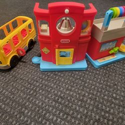 Little People School & Bus