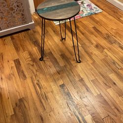New Alymack 14” Round Side Table