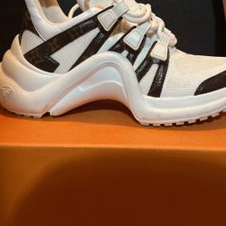 LV Archlight Sneakers Size 36