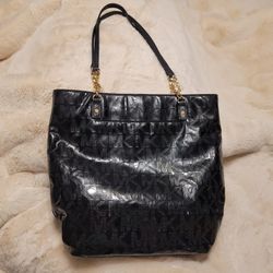Micheal Kors black patent leather  bag 