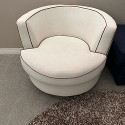 Scandinavian Design Swivel Round Chair