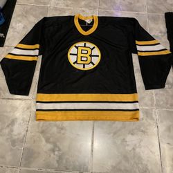 Vintage 90s Boston Bruins CCM Jersey SZ Men’s SZ Large Stitched NHL Jersey 