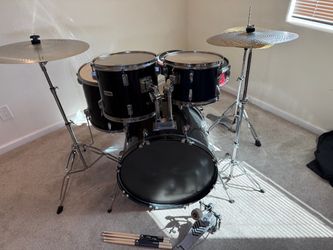 Complete 5 piece drum set 22” bass new quiet cymbals hi hat regular cymbals throne stands Yamaha pedal $335 cash in Upland 91784