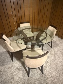 Dinning table