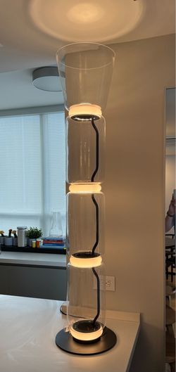 Noctambule Floor Lamp 50”