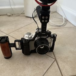 Canon M50 With Cage And External Mic 475