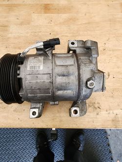 Valeo AC Compressor Nissan 92600-3TA2E