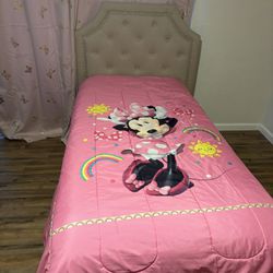Twin Upholstered Bed Board 
